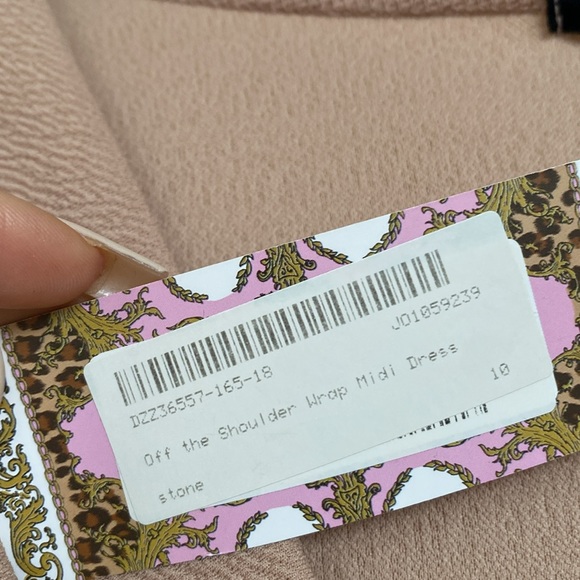 NWT Boohoo MIDI Wrap Dress - Picture 5 of 6